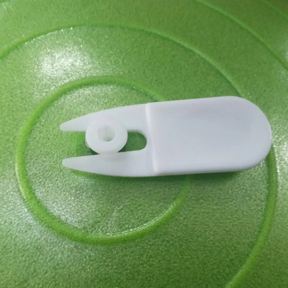 1set White Plastic Yoga Ball Air Stopper Air Plug Puller Fitness Jump Horse Horn Balls Valve Plugs Fitness Equipment Accessories