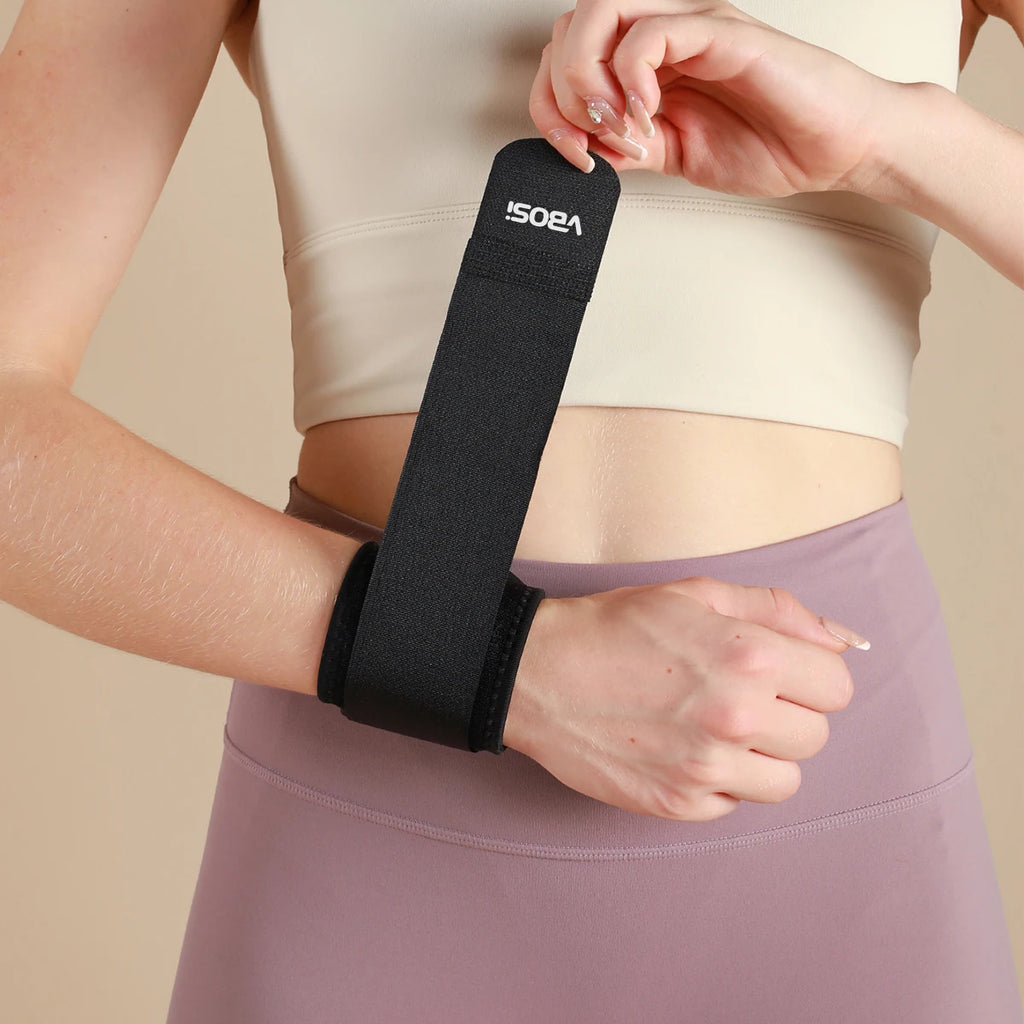 1 Piece Adjustable Lightweight Wrist Support for Weightlifting Squat Kettlebell